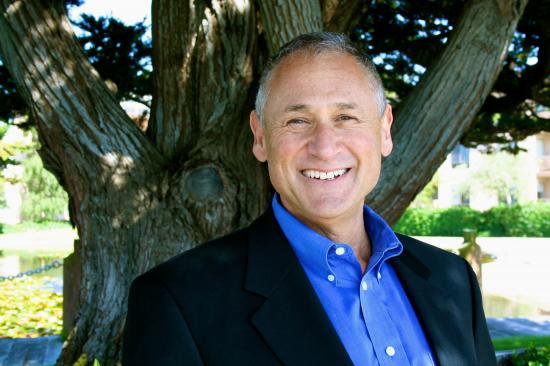 Growing Sales Through Customer Service Excellence